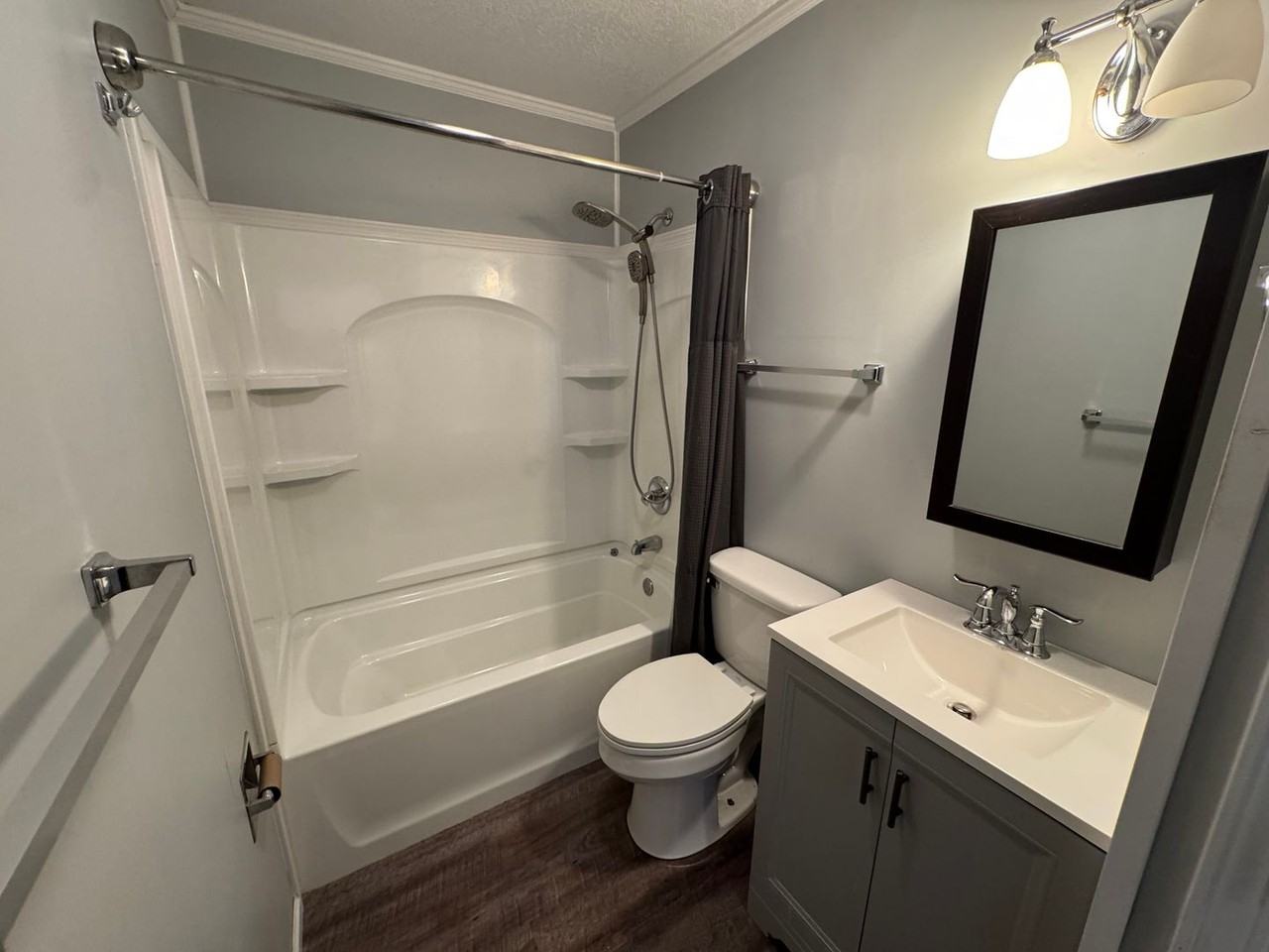 1530 Spring St - Photo 7 of 10