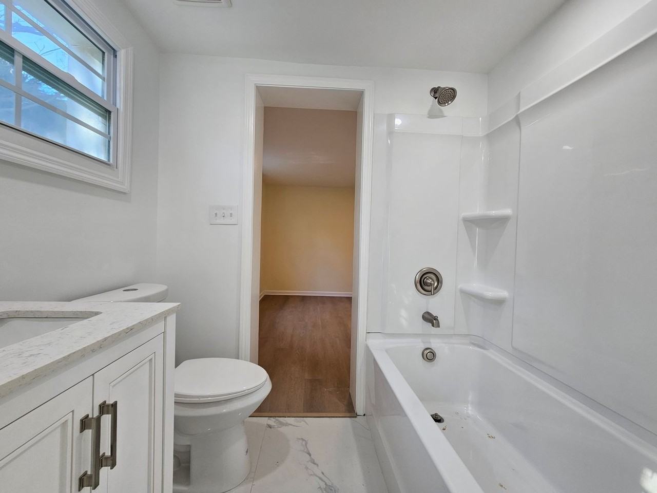 203 17th Street - Photo 6 of 8