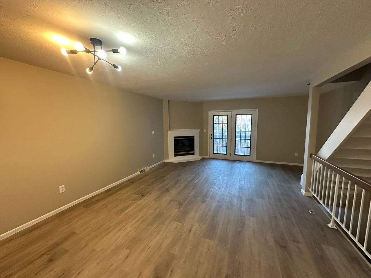 6935 Tippecanoe Rd - Photo 3 of 14