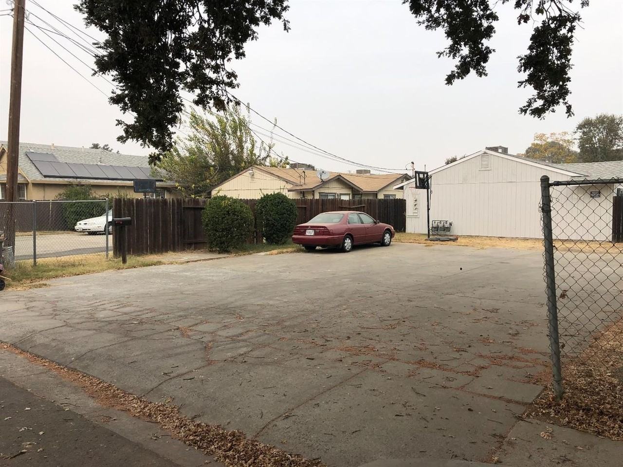 1628 Citrus St #1 - Photo 3 of 13