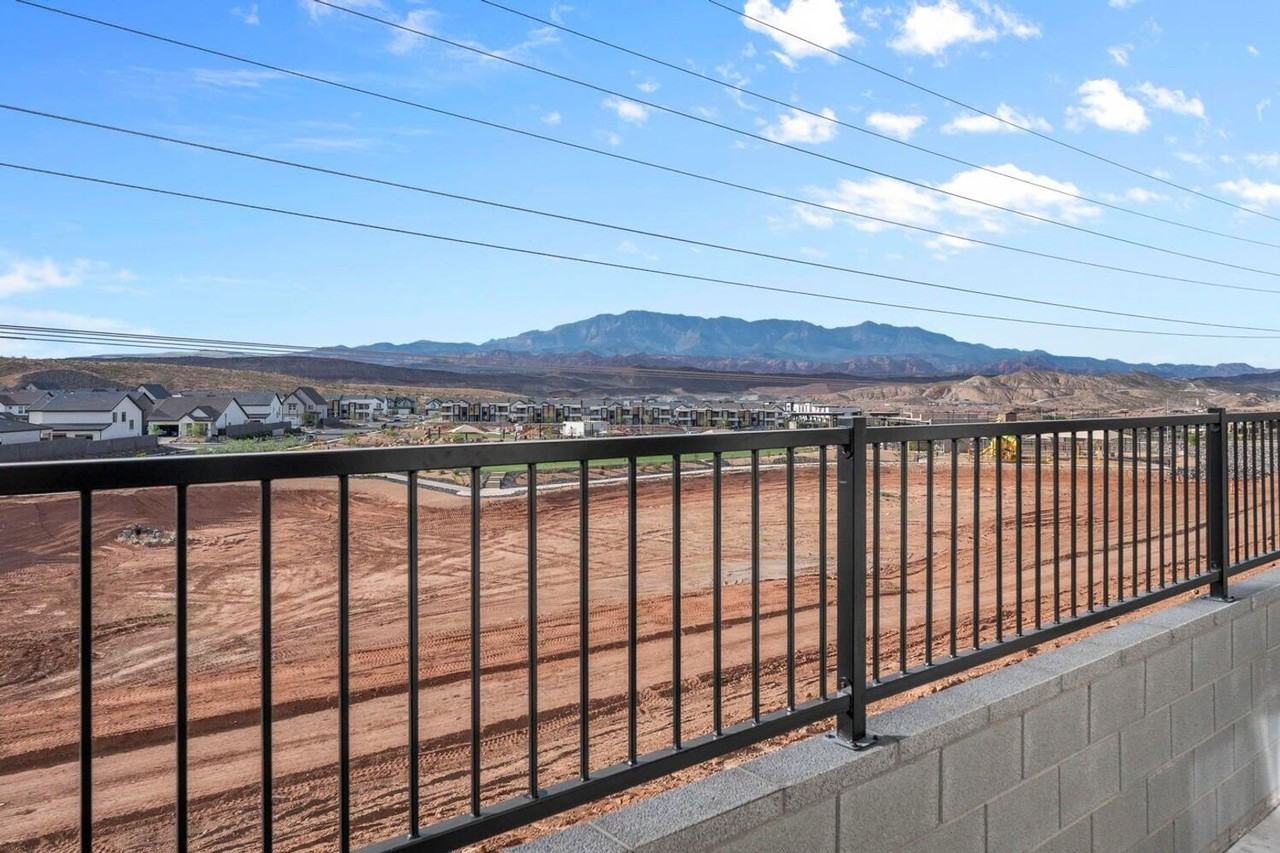 1704 S Forbidding Way - Photo 2 of 22