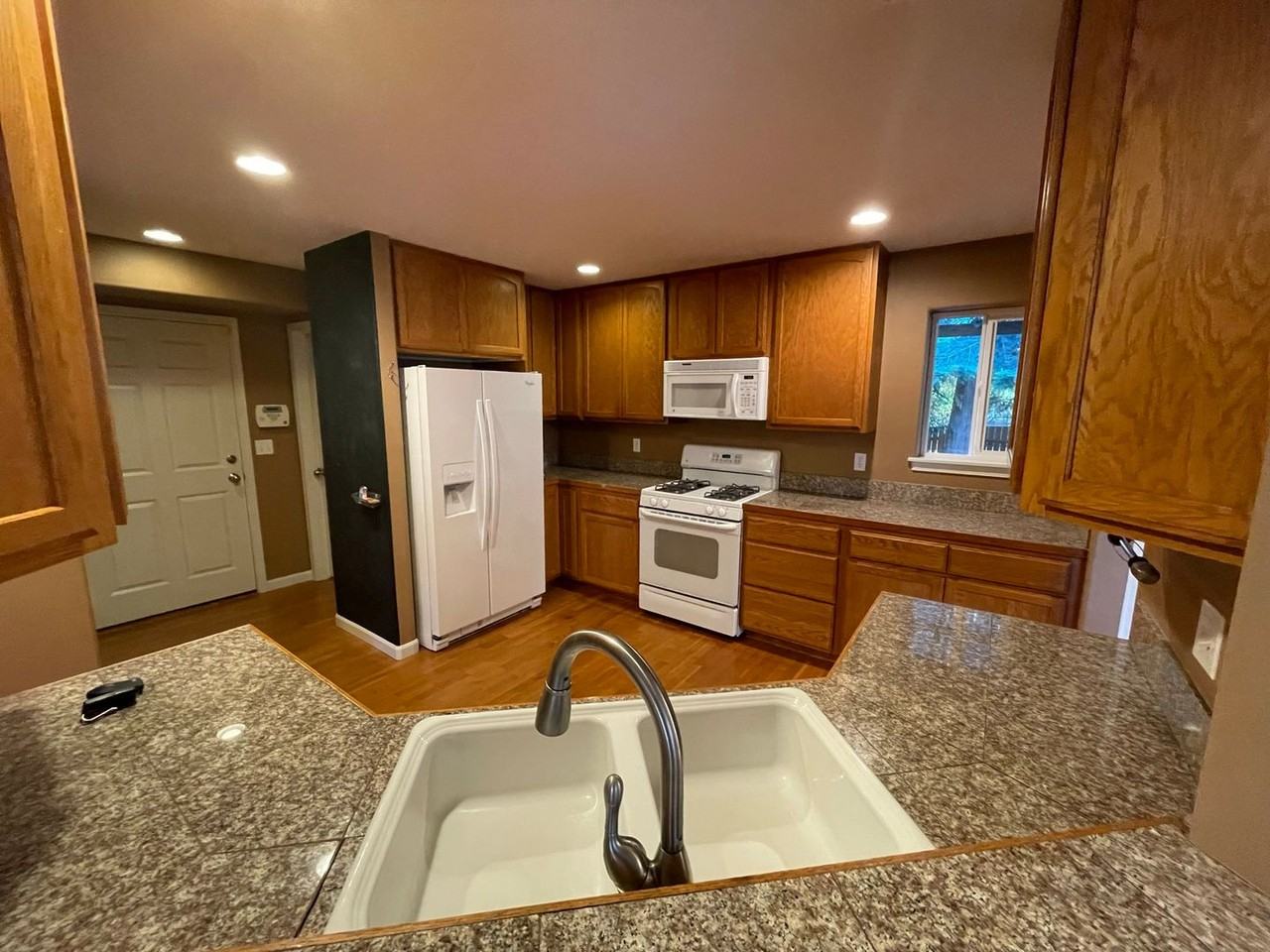 3502 Marion Way - Photo 7 of 37