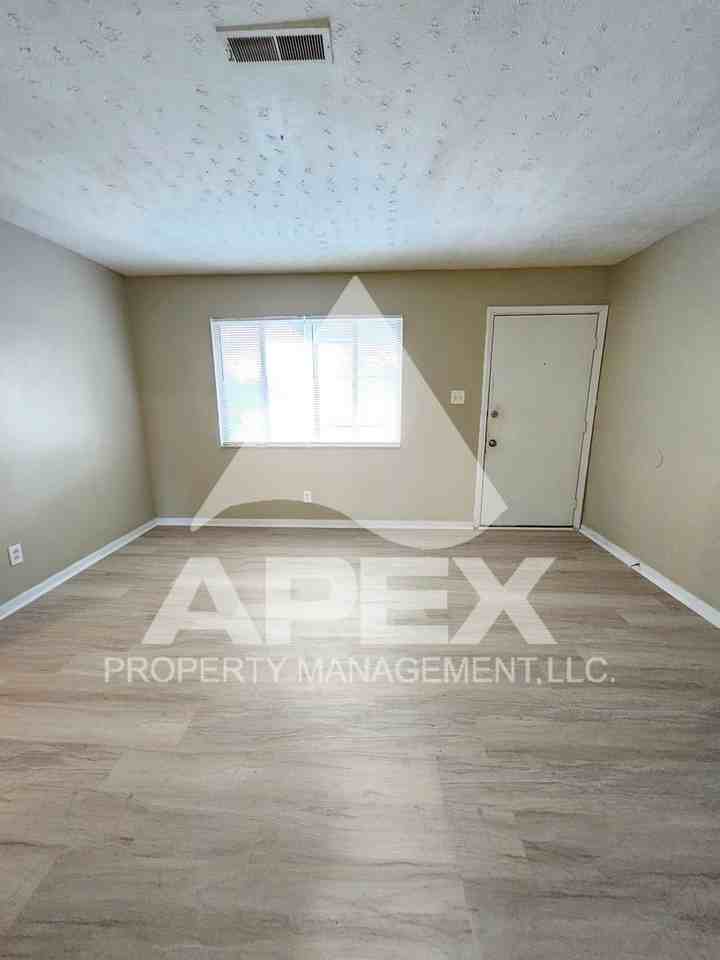 2927 Whittle Springs Rd #15 - Photo 4 of 17