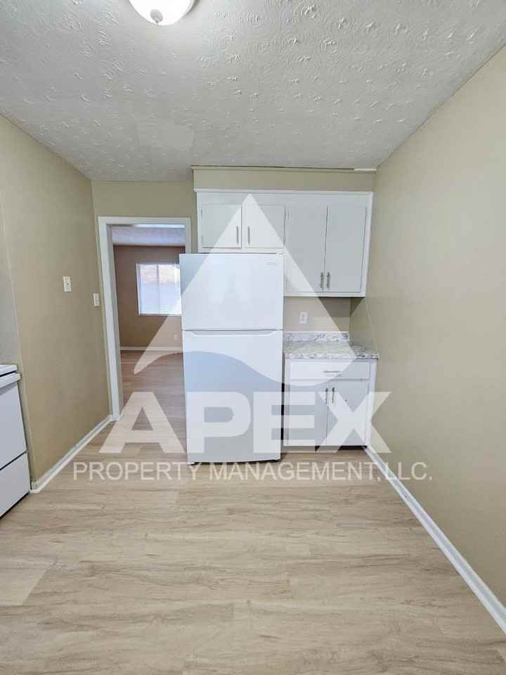 2927 Whittle Springs Rd #15 - Photo 6 of 17