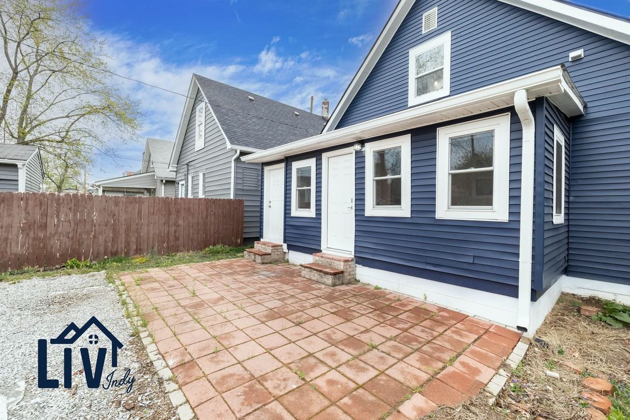 1212 S Keystone Ave - Photo 3 of 23