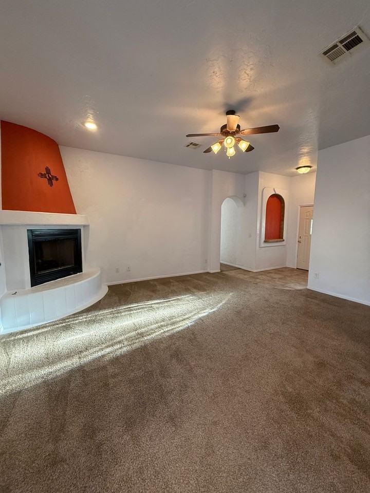 4238 Trillium Drive - Photo 6 of 36