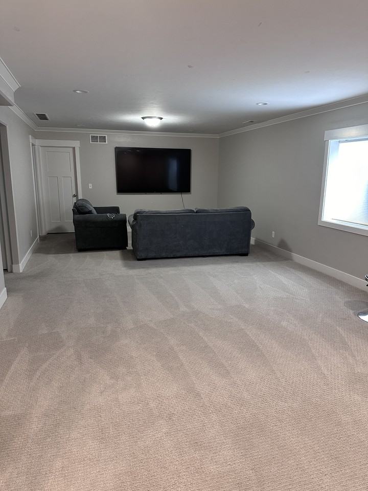 4651 Mountain Bend Dr - Photo 5 of 10