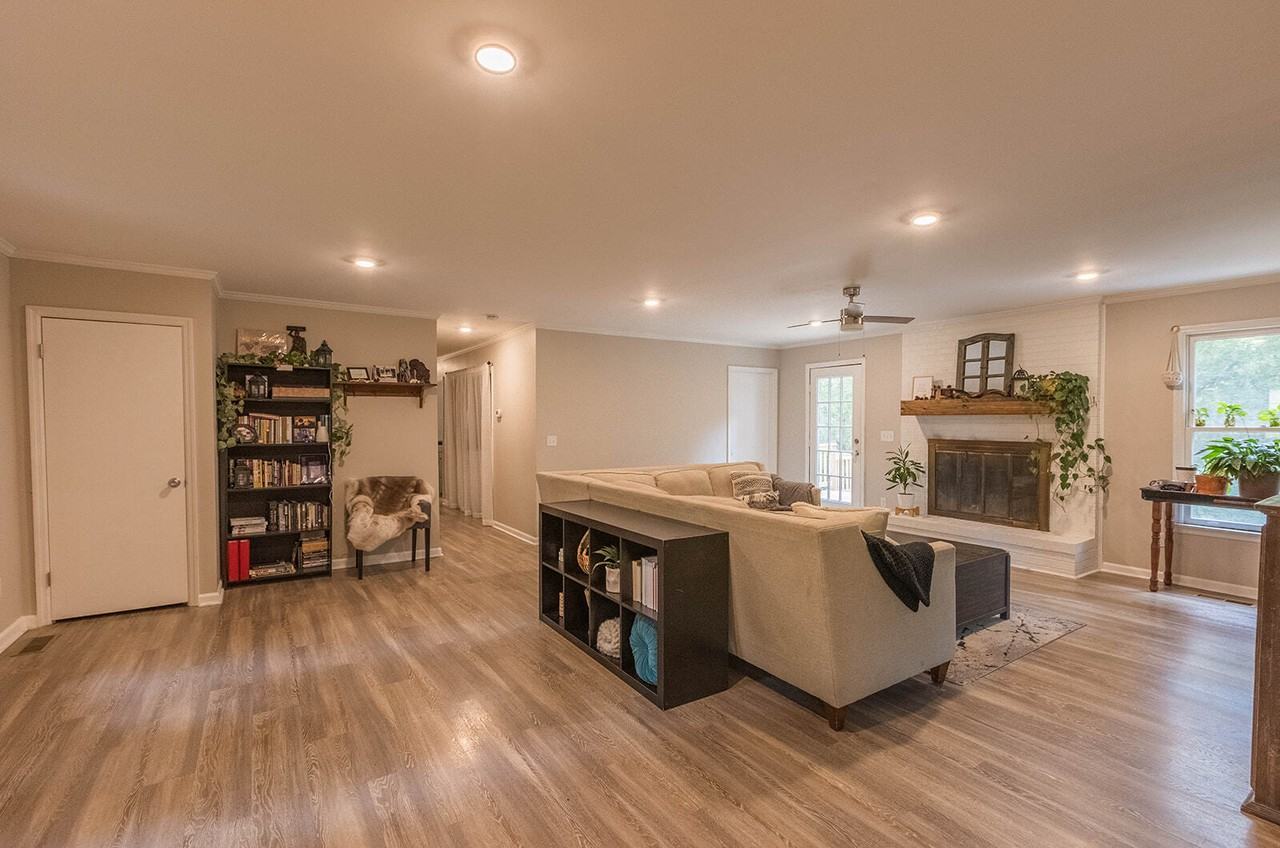210 Elliott Ct - Photo 6 of 50