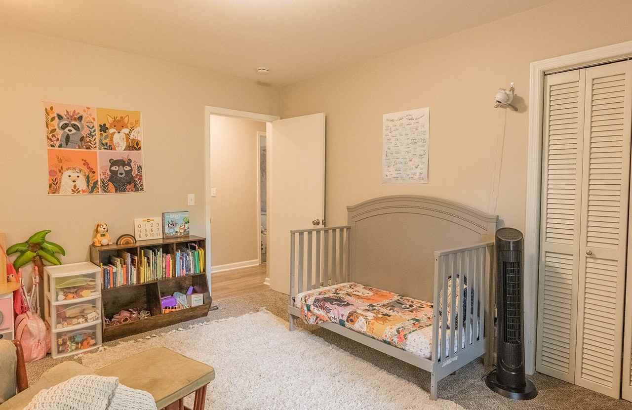 210 Elliott Ct - Photo 4 of 50