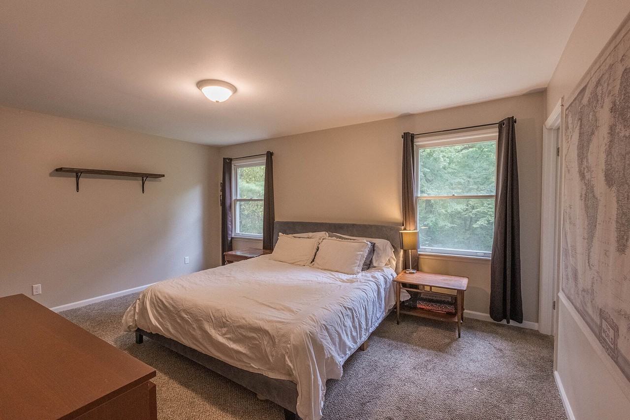 210 Elliott Ct - Photo 5 of 50