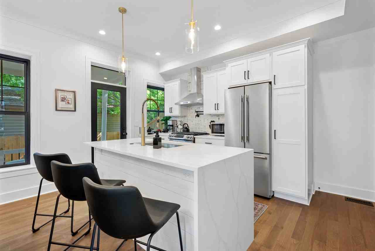 198 W 6th Ave #198 - Photo 6 of 25