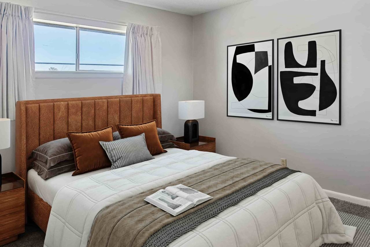 DeVille Apartments - Photo 5 of 19