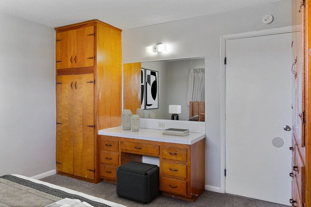 Victor South Apartments - Photo 4 of 8