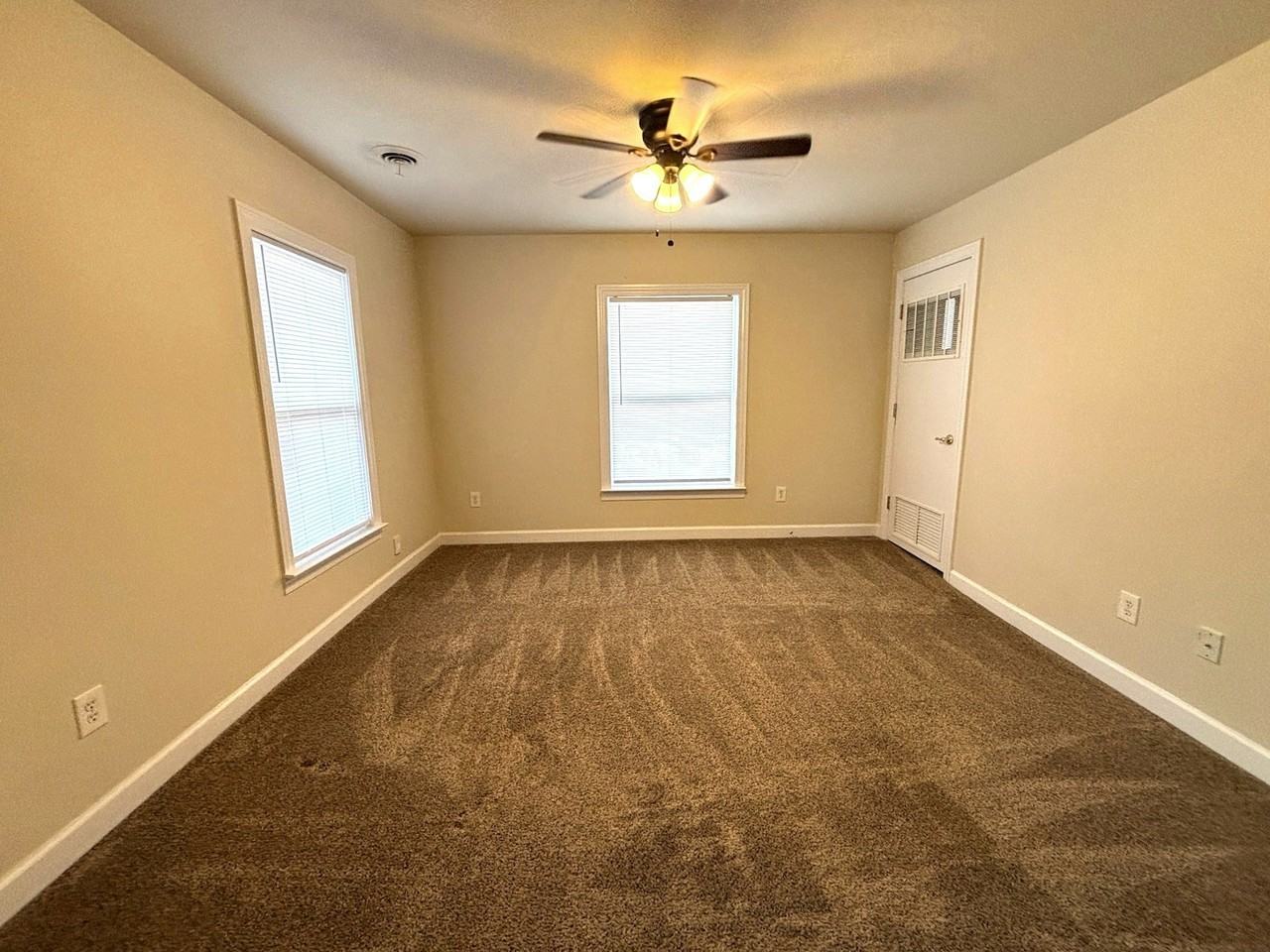 99 Clinton Street - Photo 4 of 14