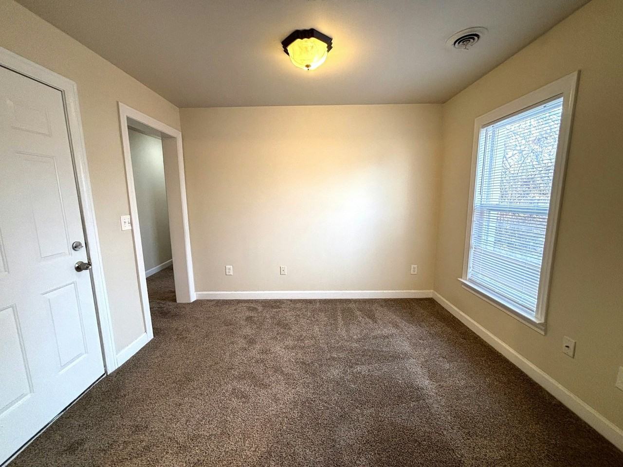 99 Clinton Street - Photo 5 of 14