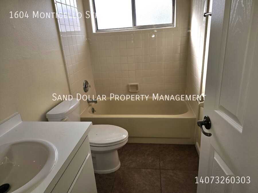 1604 Monticello St - Photo 3 of 12