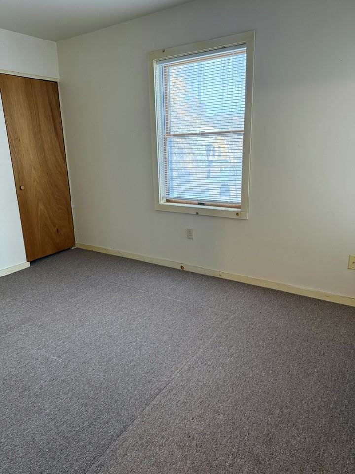 210 South Eaton Street, Unit 6 - Photo 2 of 6
