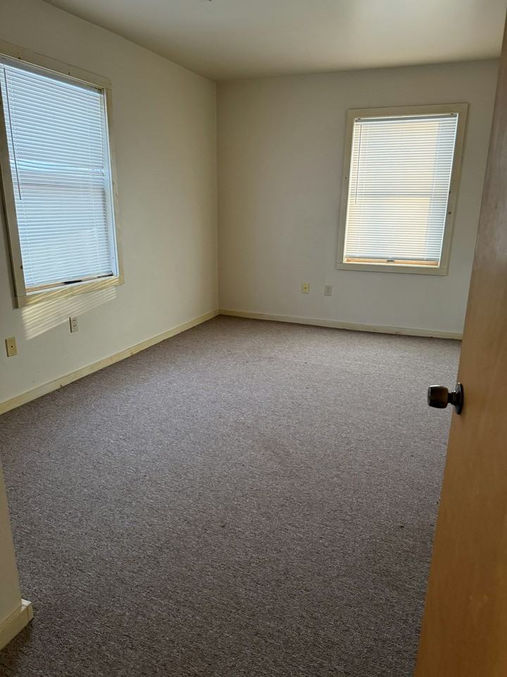 210 South Eaton Street, Unit 6 - Photo 6 of 6