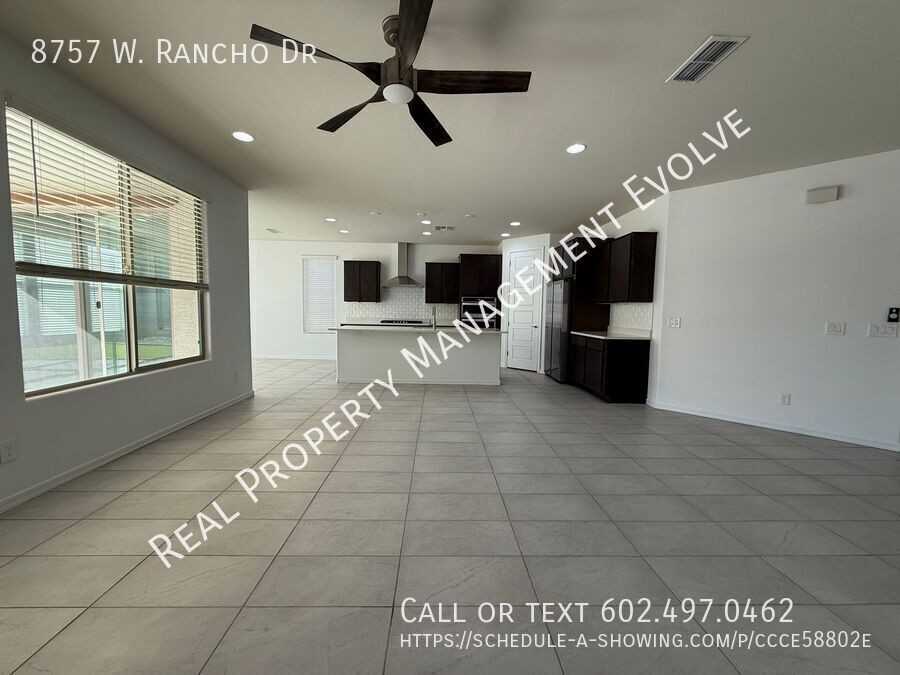 8757 West Rancho Drive - Photo 5 of 37