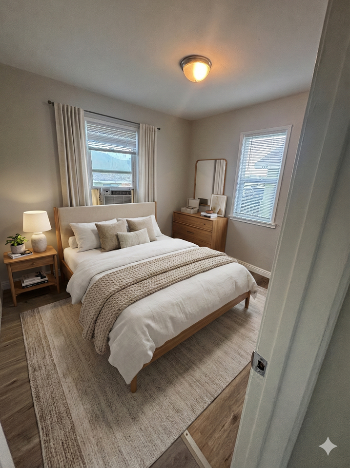 365 North Phillips Street, Unit 365 - Photo 3 of 14