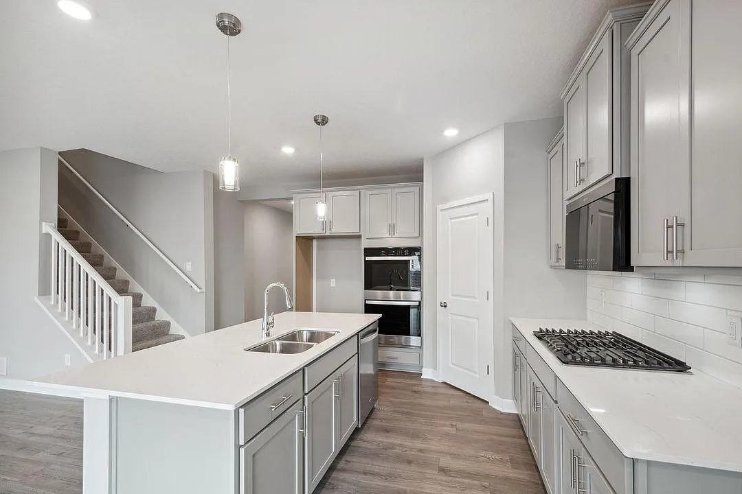 8397 Brumby Trl - Photo 4 of 21