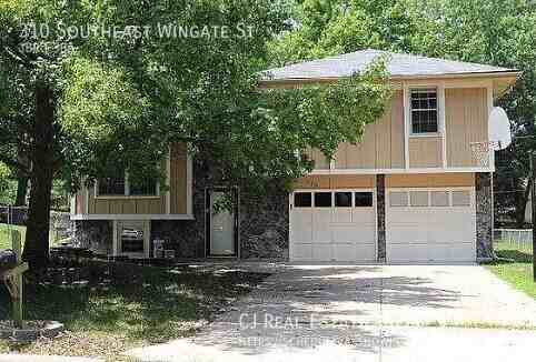 310 Southeast Wingate Street