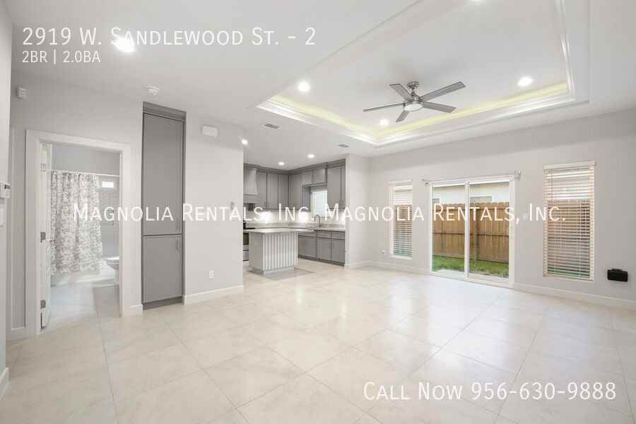 2919 W Sandlewood St #2 - Photo 4 of 15