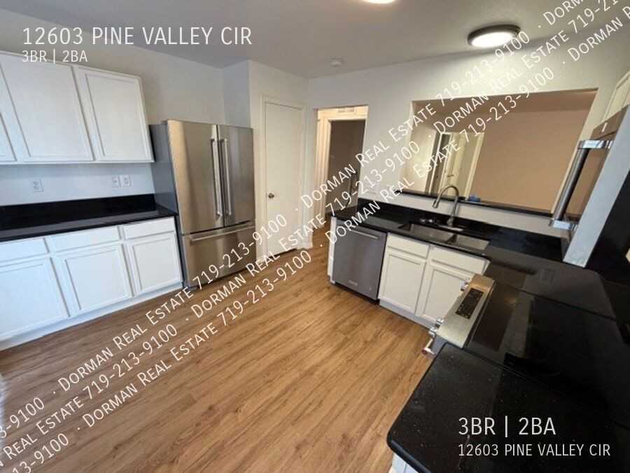 12603 Pine Valley Circle - Photo 3 of 15