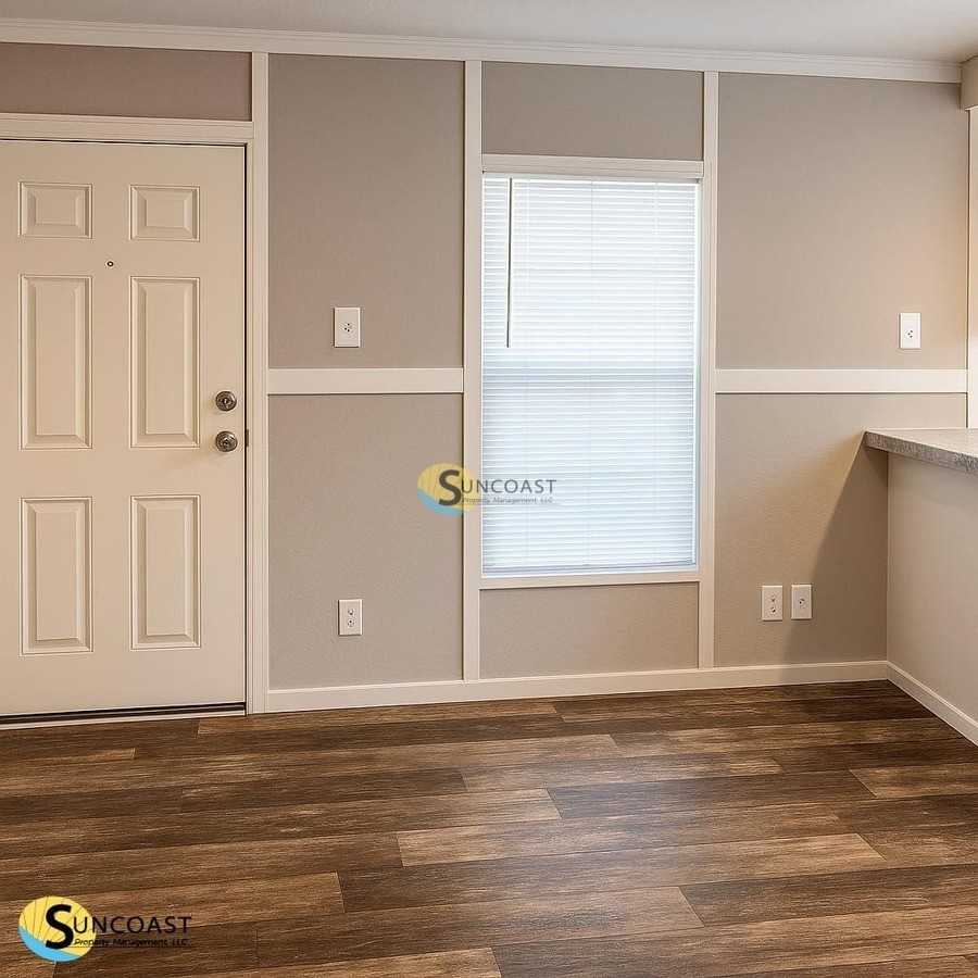 6568 Coolidge St - Photo 3 of 27