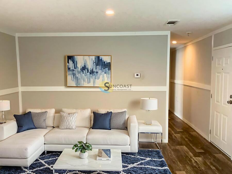 6568 Coolidge St - Photo 5 of 27