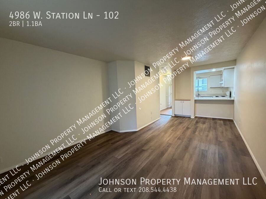 4986 West Station Lane #102 - Photo 6 of 16