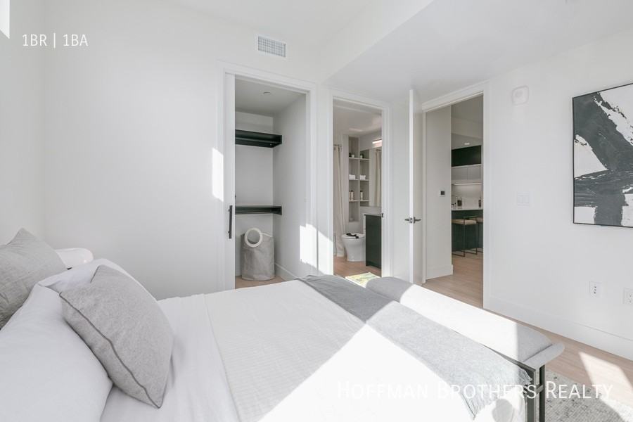 200 North Toluca Street #507 - Photo 4 of 12