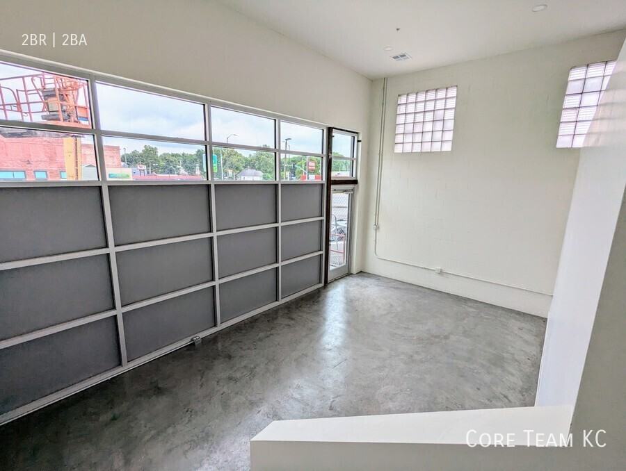 3130 Gillham Rd #230 - Photo 7 of 26