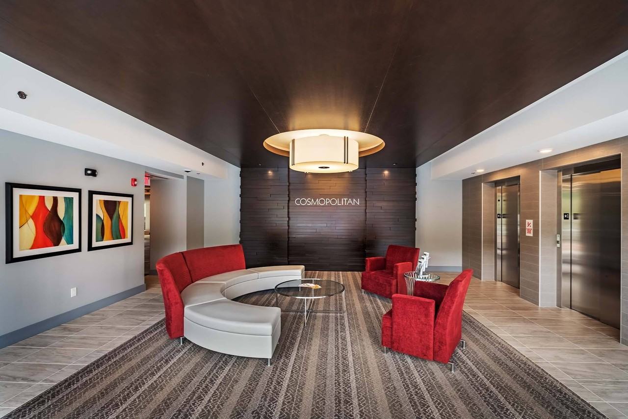 Cosmopolitan Apartments - Photo 4 of 20