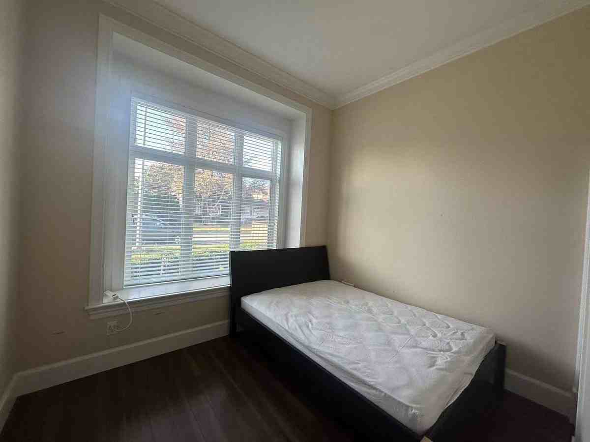 8451 Lunen Road - Photo 5 of 9