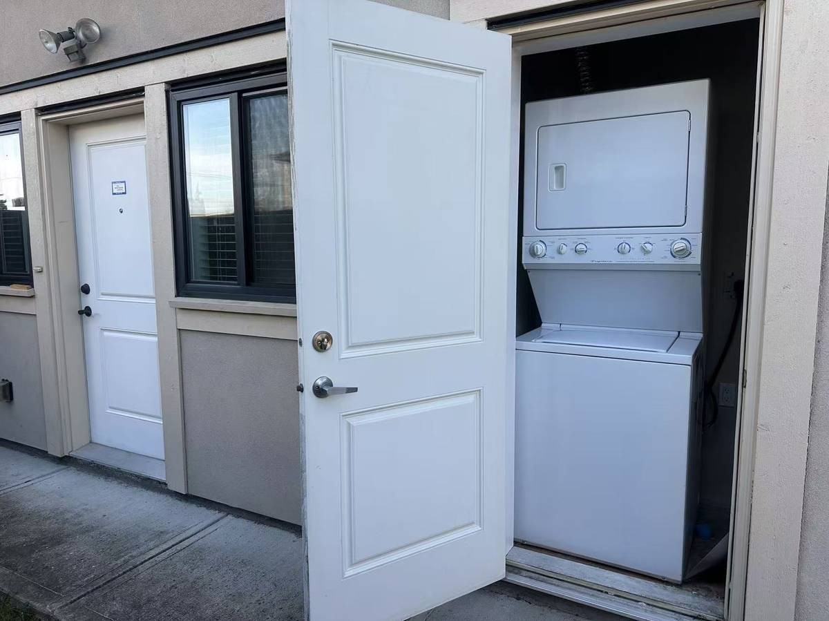 8451 Lunen Road - Photo 6 of 9