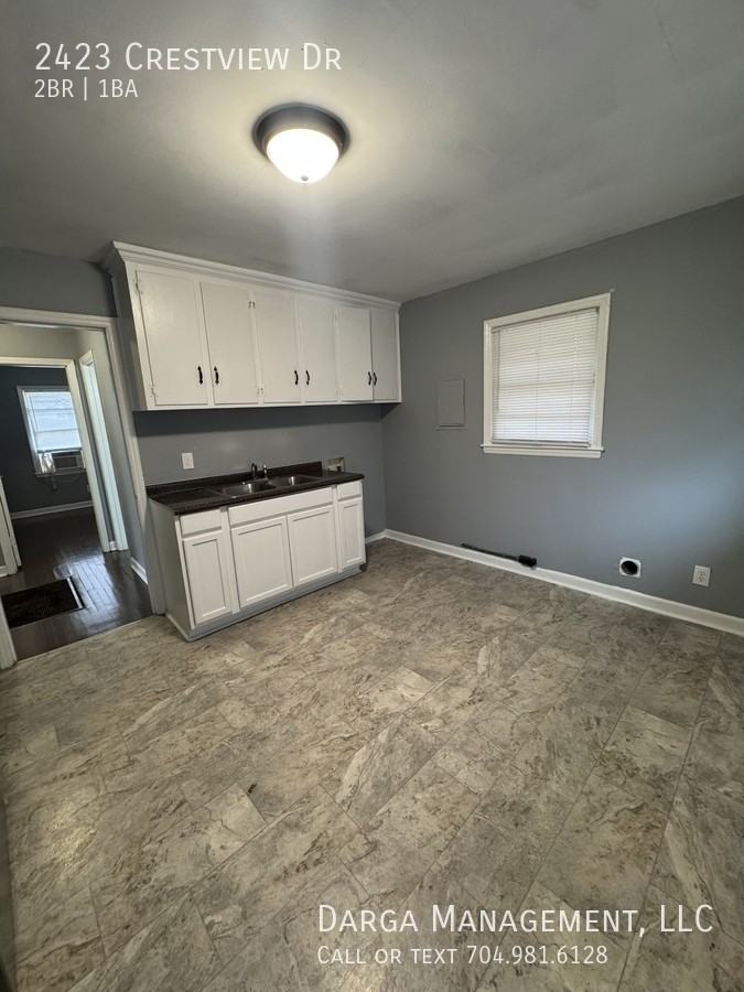 2423 Crestview Drive - Photo 6 of 7