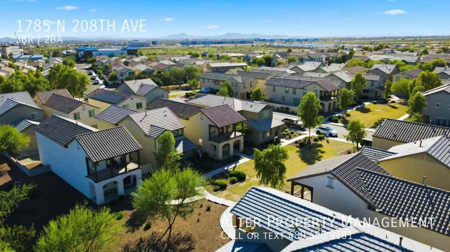 1785 N 208th Ave - Photo 2 of 42