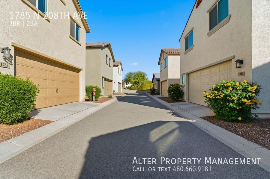 1785 N 208th Ave - Photo 7 of 42