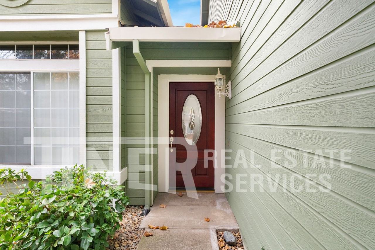 4627 Forrester Way - Photo 7 of 29