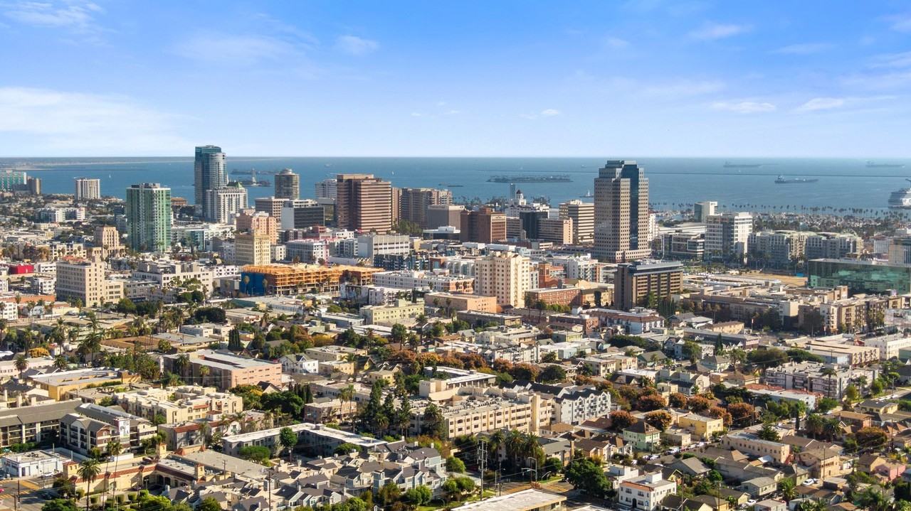 722-726 Maine Avenue - Photo 3 of 27