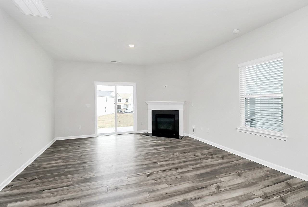 1617 Swallow Tail Dr #NA - Photo 5 of 16