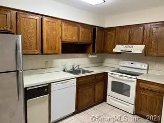 71 Aiken Street #P10 - Photo 5 of 12