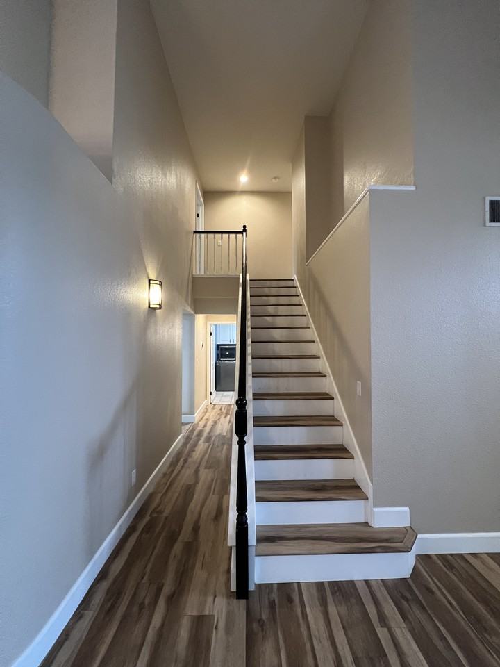 827 Notre Dame Drive #NA - Photo 4 of 20