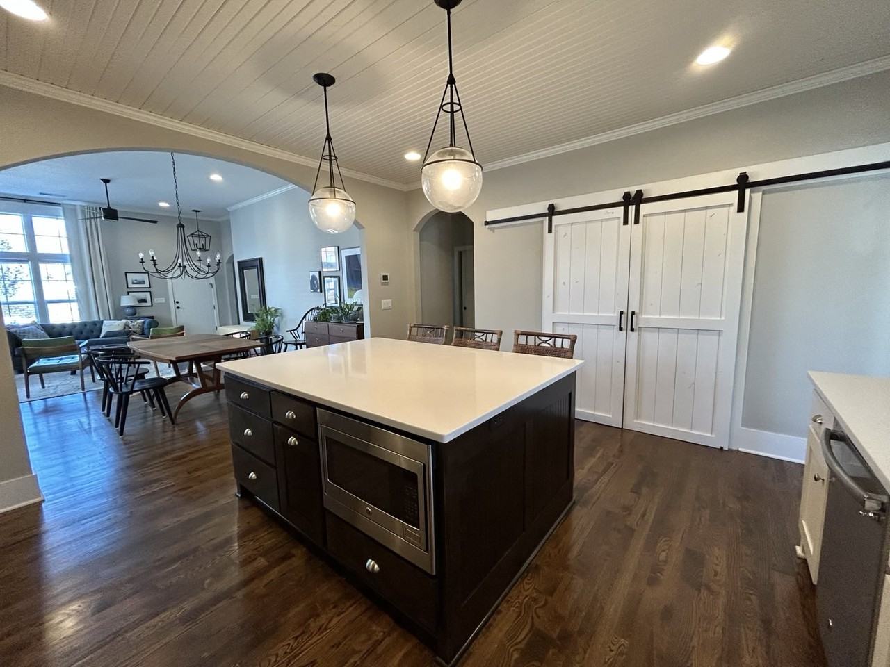 405 E 32nd Ave #NA - Photo 3 of 20