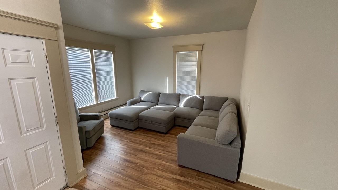 2911 Nassau Street #NA - Photo 2 of 11