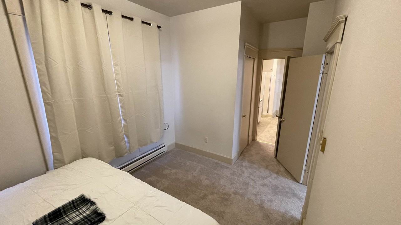 2911 Nassau Street #NA - Photo 7 of 11