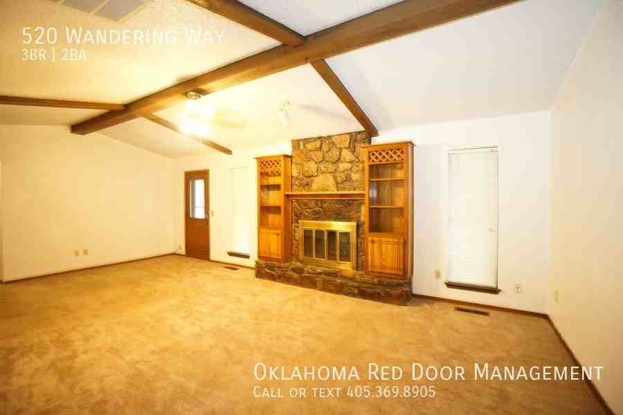 520 Wandering Way - Photo 2 of 16