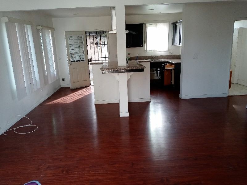 237 S Matthisen Ave - Photo 6 of 10