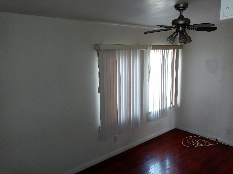 237 S Matthisen Ave - Photo 7 of 10